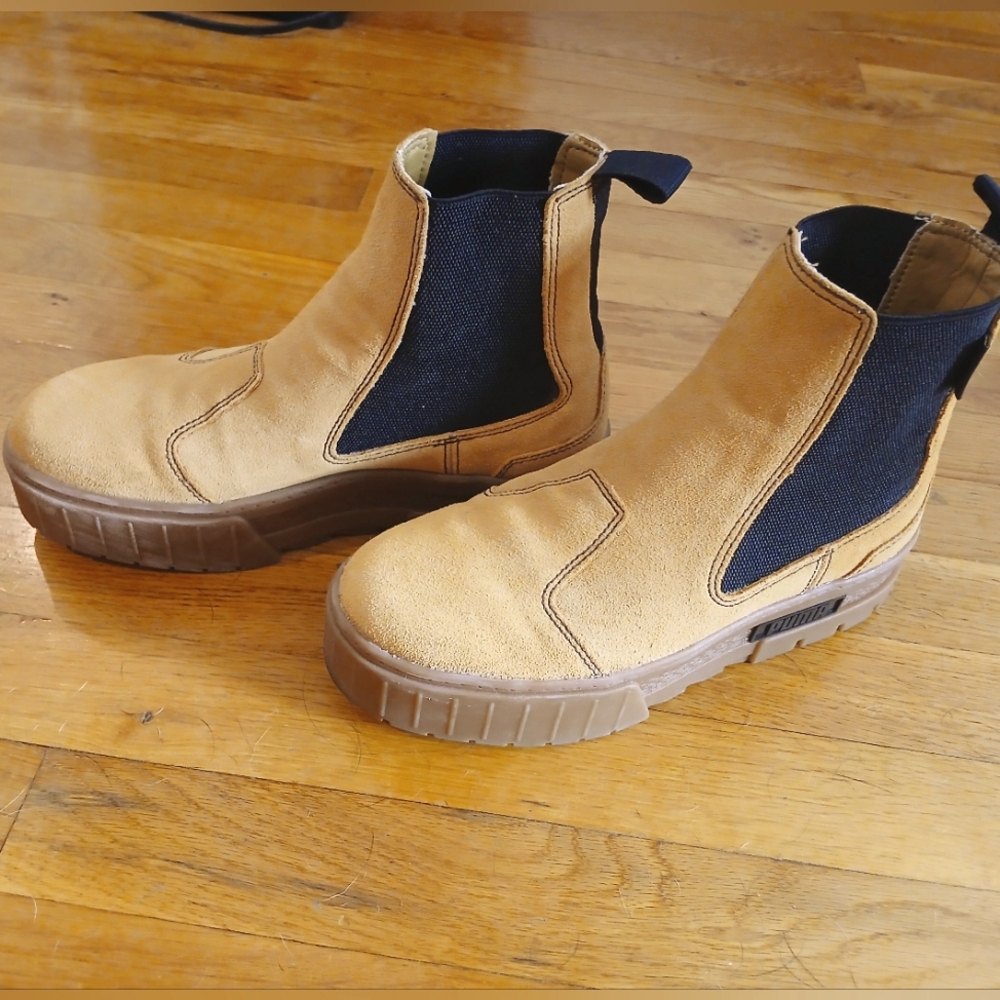 Puma Mayze Chelsea Suede Platform Boot